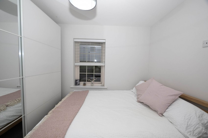 Images for 23 Tarrywood, Lurgan