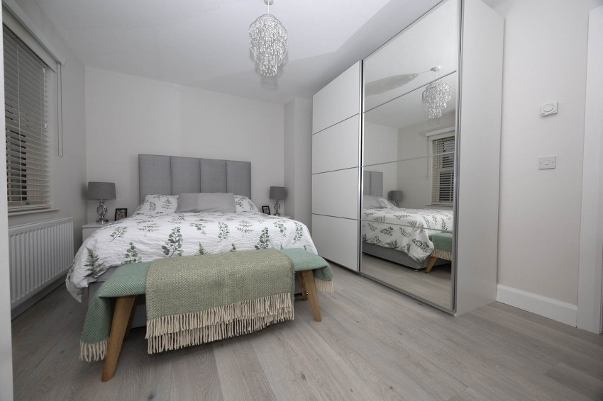 Images for 23 Tarrywood, Lurgan