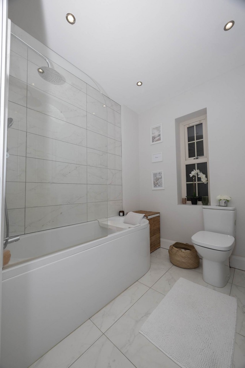 Images for 23 Tarrywood, Lurgan