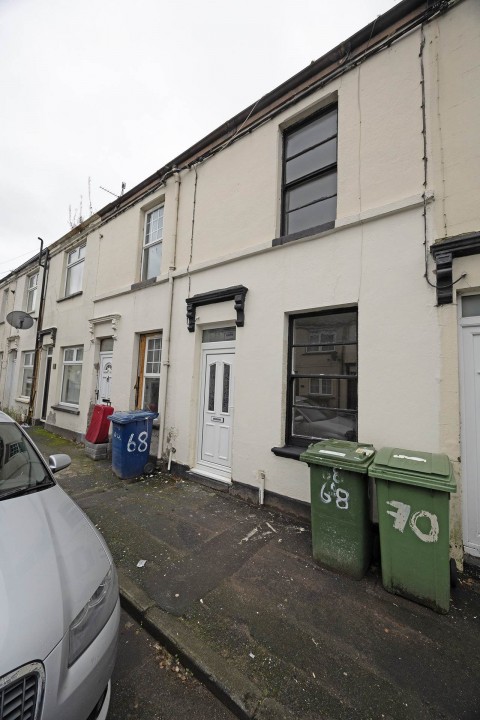 View Full Details for 68 Princes Street, Lurgan