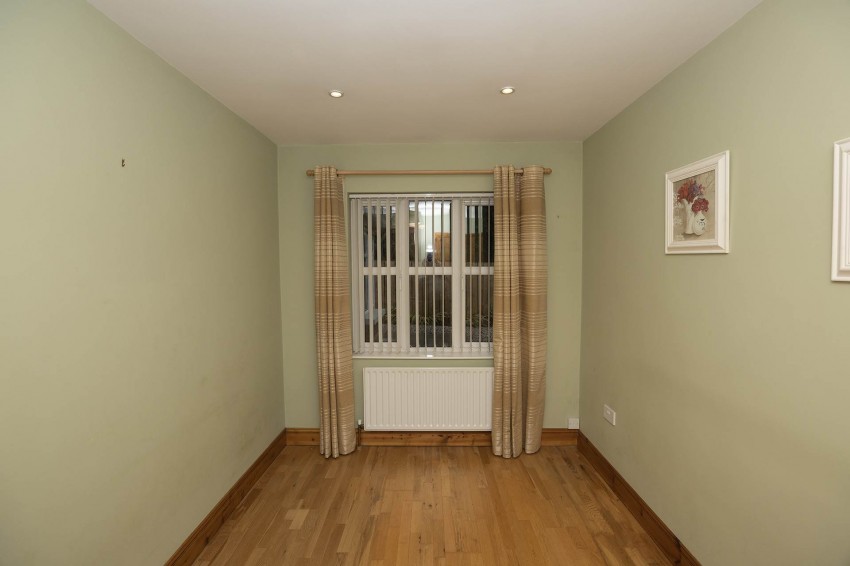 Images for 10 Woodville Gate, Craigavon