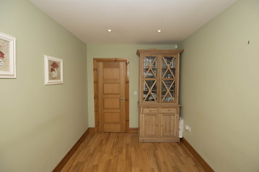 Images for 10 Woodville Gate, Craigavon