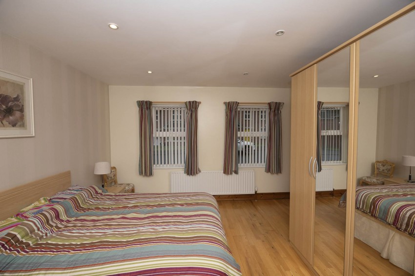 Images for 10 Woodville Gate, Craigavon