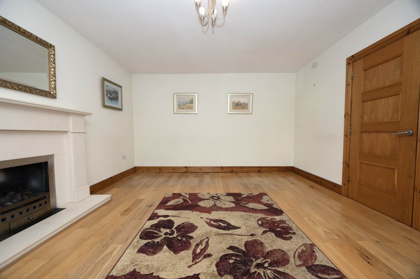 Images for 10 Woodville Gate, Craigavon