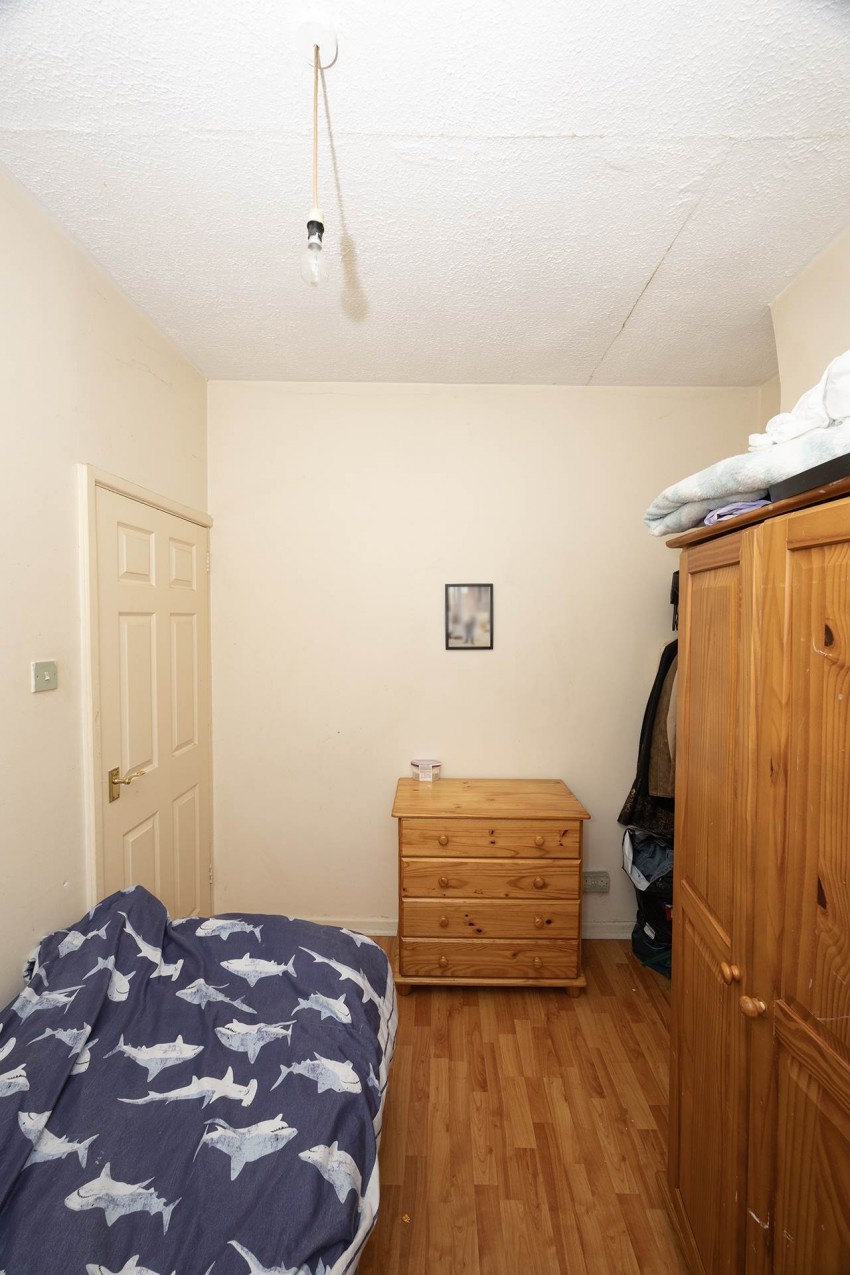 Images for 9 Victoria Street Place, Lurgan