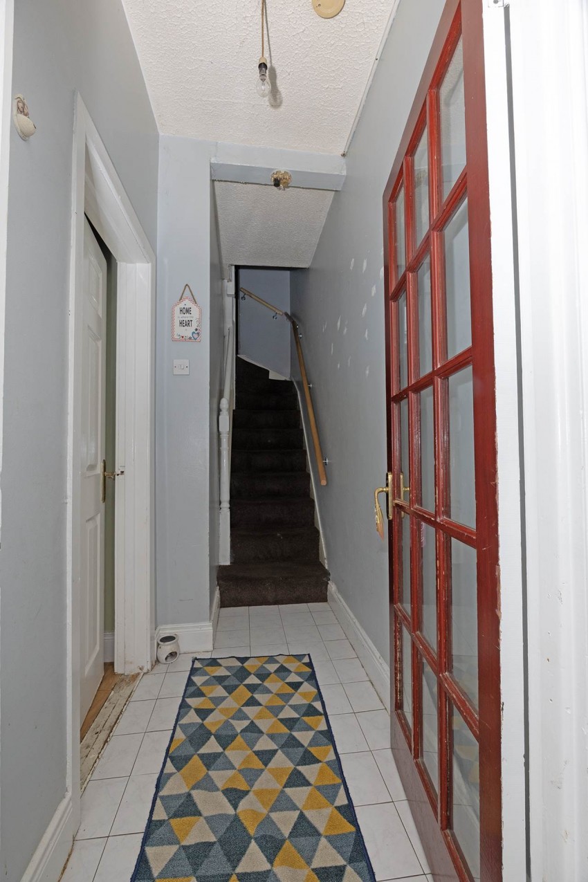 Images for 9 Victoria Street Place, Lurgan