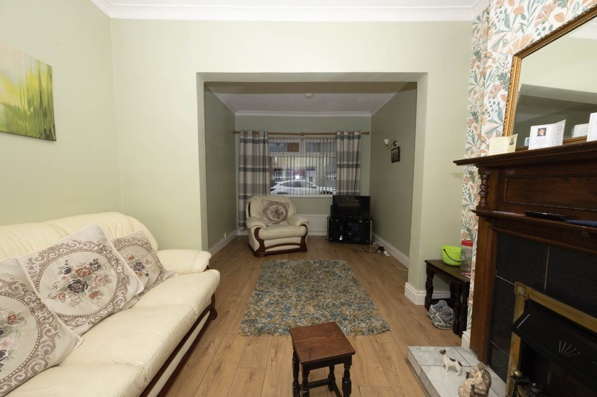 Images for 9 Victoria Street Place, Lurgan