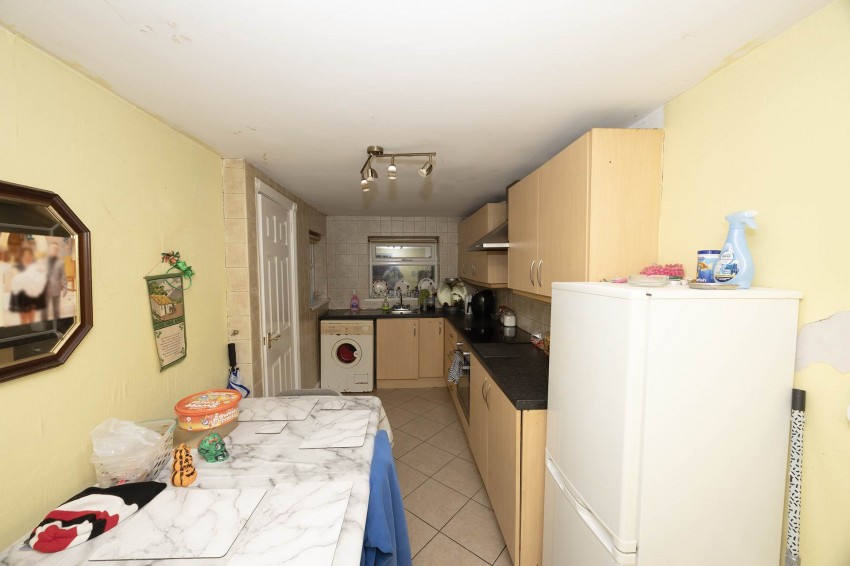 Images for 9 Victoria Street Place, Lurgan