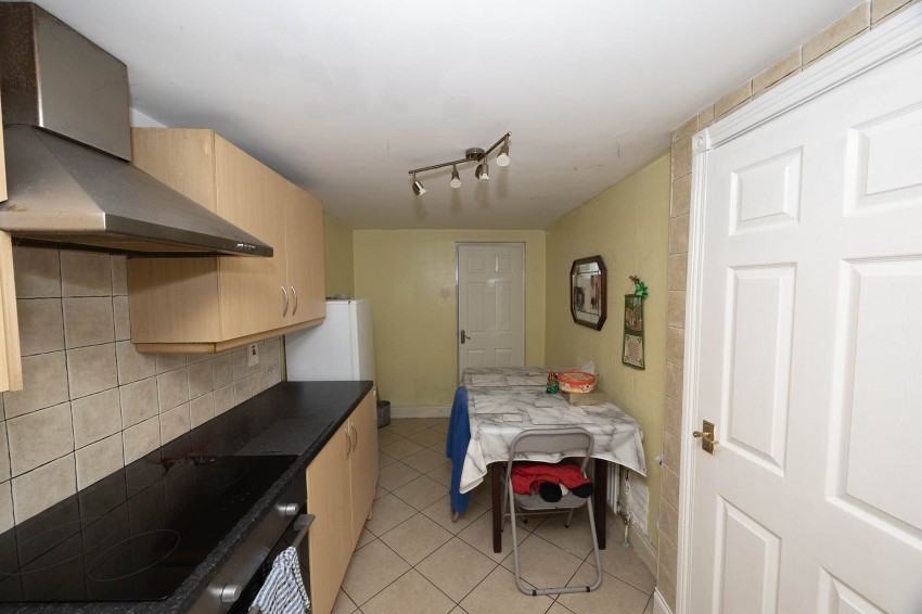 Images for 9 Victoria Street Place, Lurgan