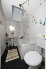 Images for 9 Victoria Street Place, Lurgan