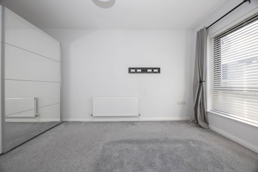 Images for The Hollows, Lurgan