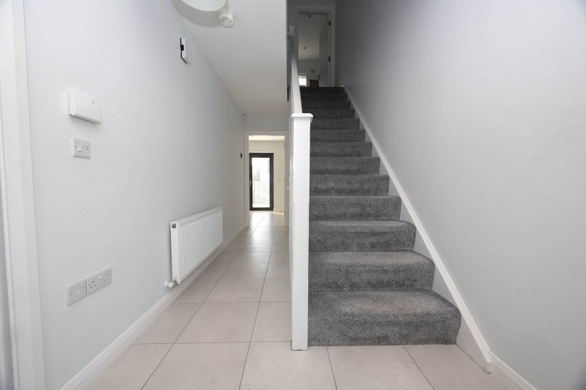 Images for The Hollows, Lurgan