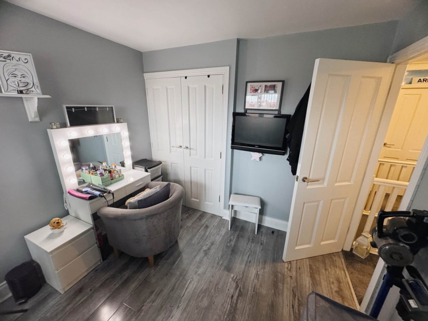 Images for 56 Allengrove, Lurgan