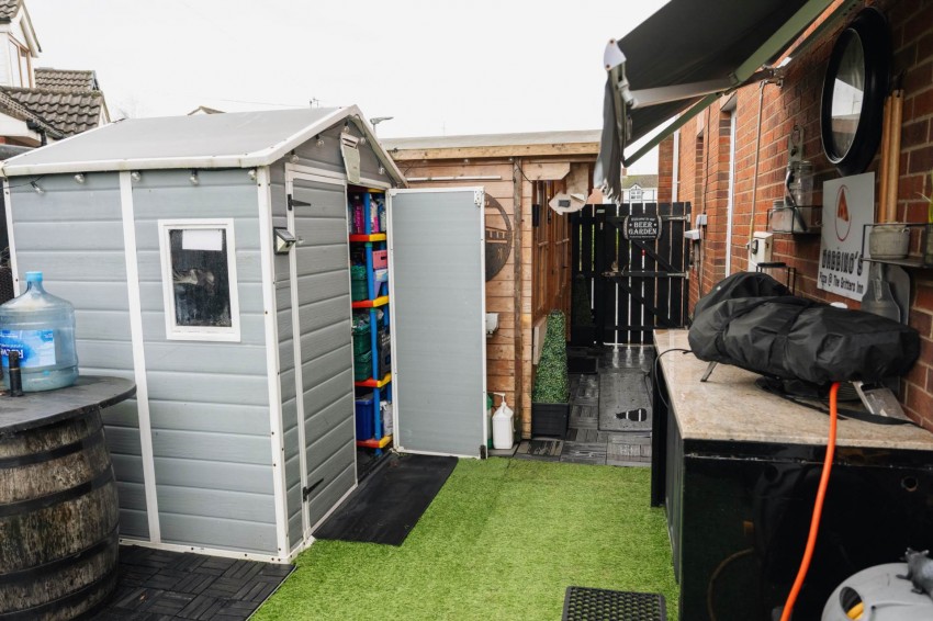 Images for 56 Allengrove, Lurgan