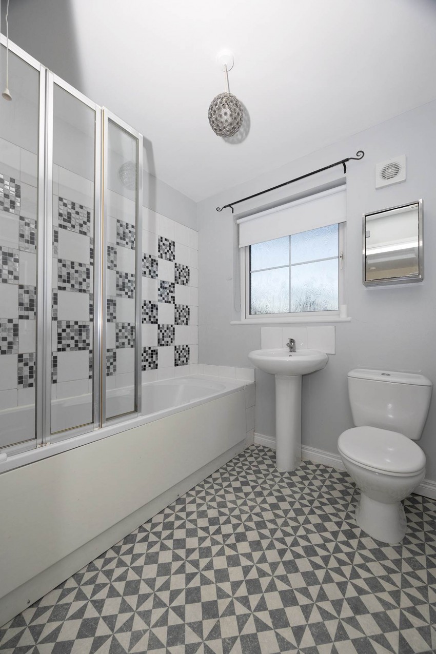 Images for ð¡Modern 3-Bed Semi-Detached Home - 74 Carrigart Manor, Craigavon