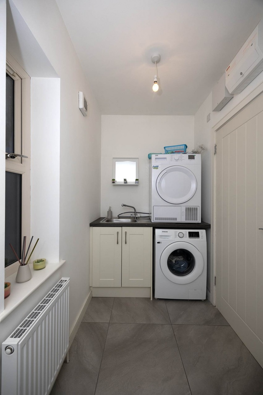 Images for 18 Moyraverty Close, Craigavon