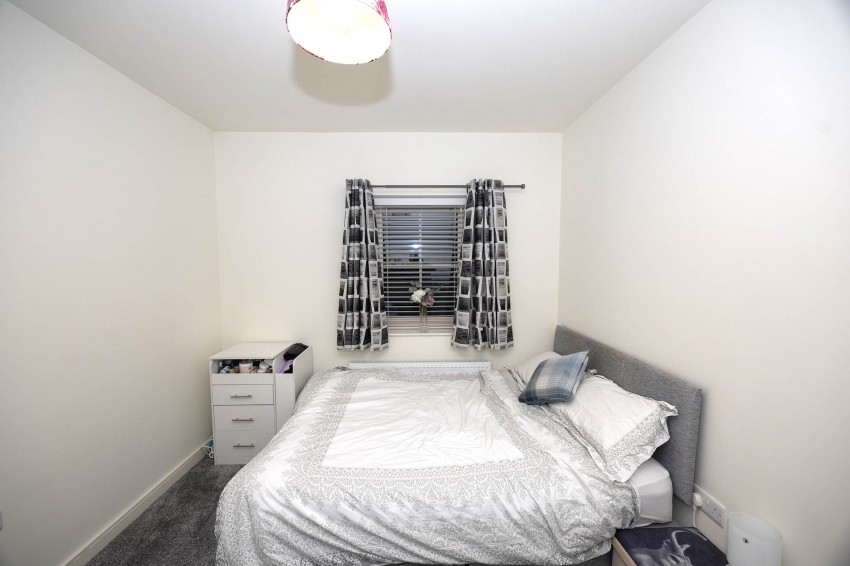 Images for 18 Moyraverty Close, Craigavon