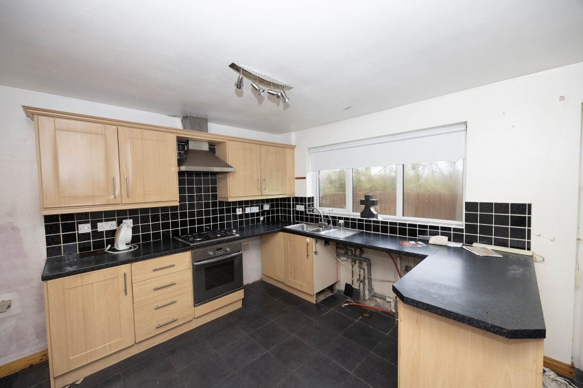 Images for 93 Carrigart Manor, Craigavon