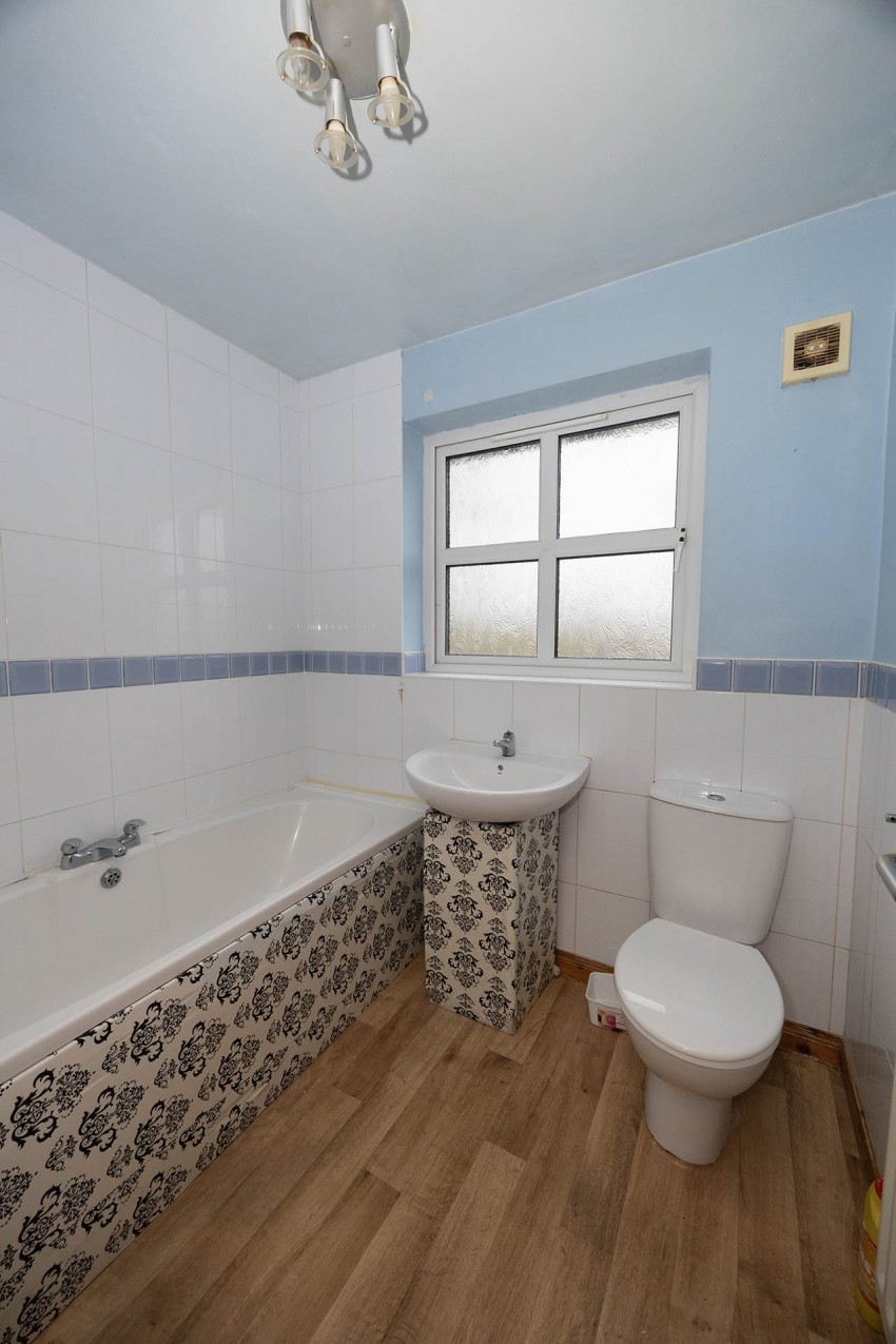 Images for 93 Carrigart Manor, Craigavon