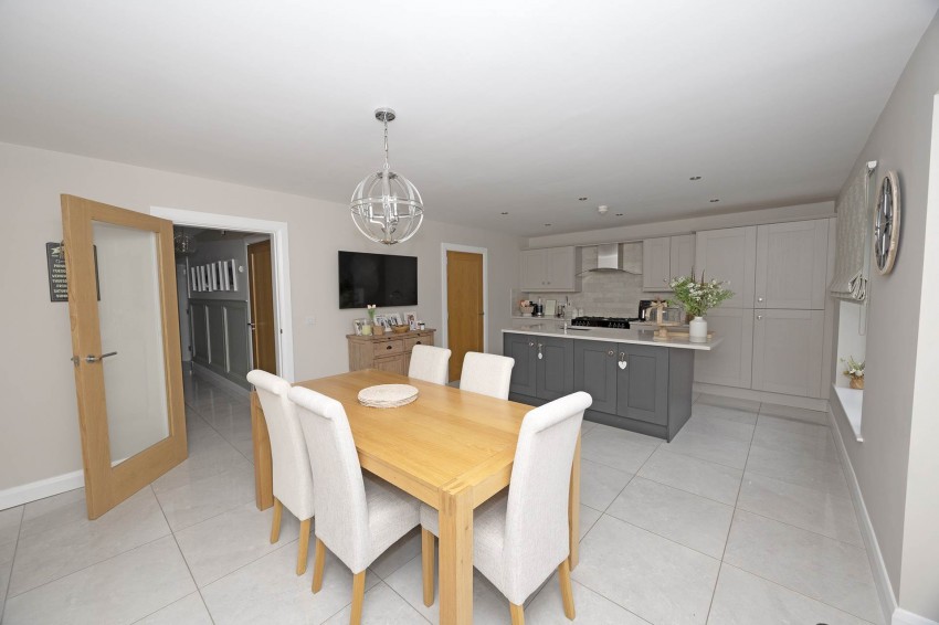Images for 2a Church Brae, Lurgan