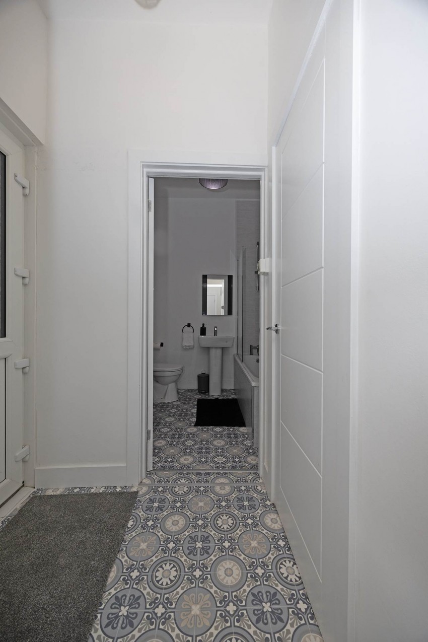 Images for 13 Grattan Street, Lurgan