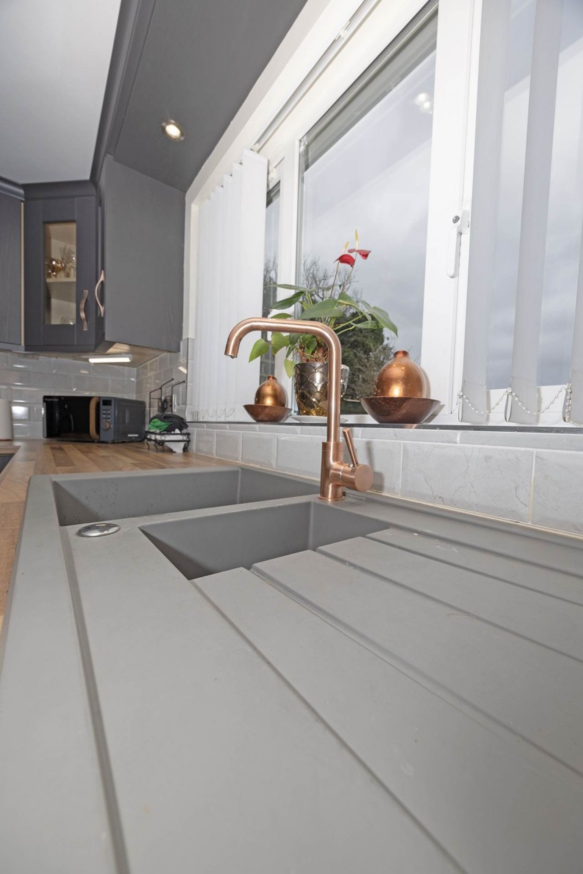 Images for 19 Fox`s Hill, Lurgan