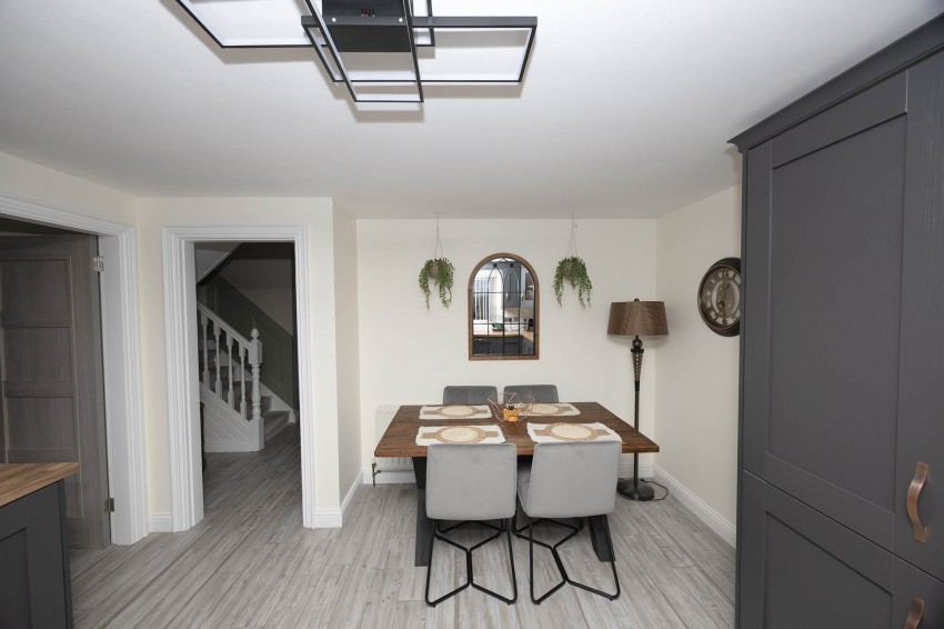 Images for 19 Fox`s Hill, Lurgan