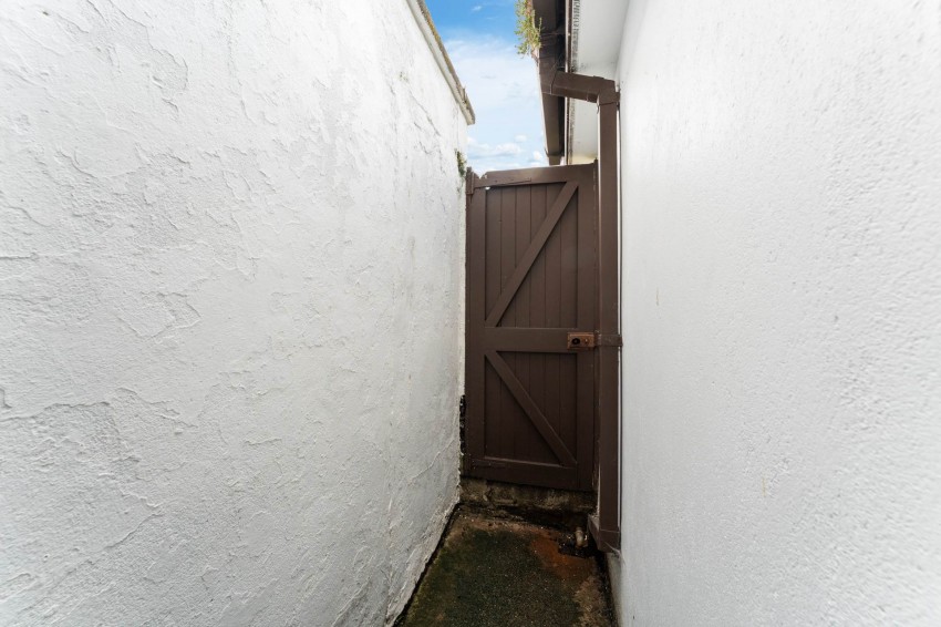 Images for 21 Albert Avenue, Craigavon