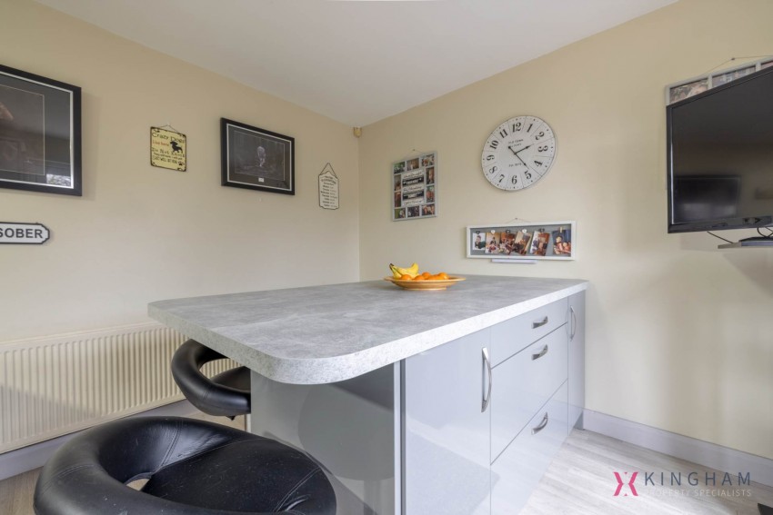 Images for 277 Belvedere Manor, Lurgan