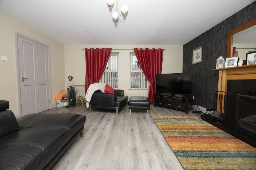 Images for 277 Belvedere Manor, Lurgan