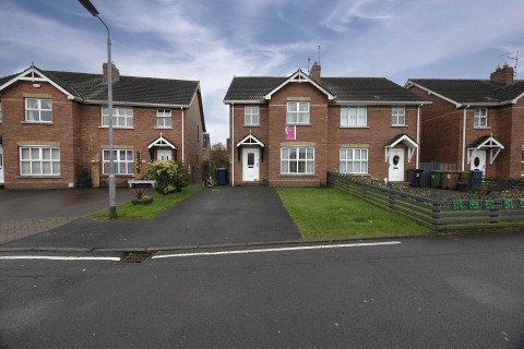 View Full Details for 52 Oakfields, Craigavon