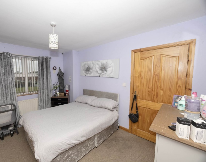 Images for 52 Oakfields, Craigavon