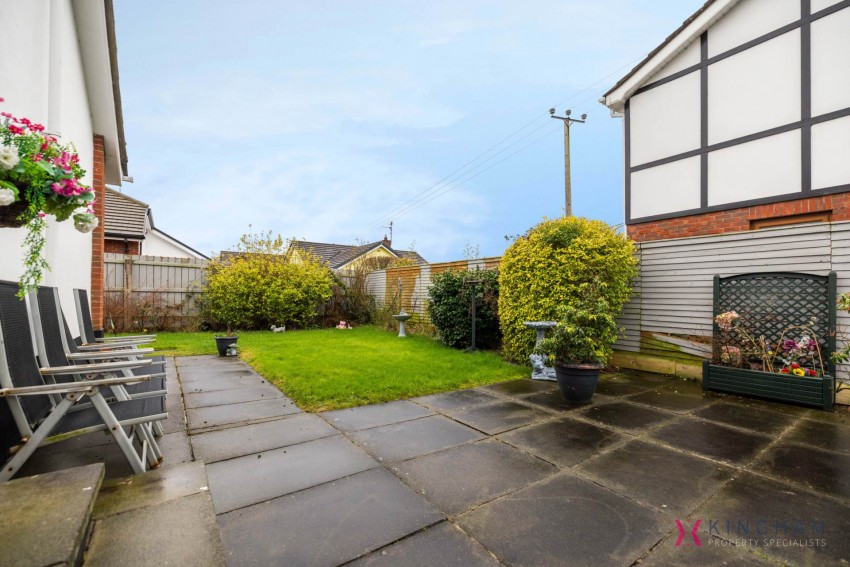 Images for 15 Melrose Park, Lurgan