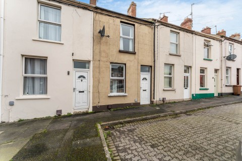 View Full Details for 2 Grattan Street, Lurgan