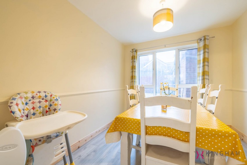 Images for 4 Collingwood Avenue, Lurgan