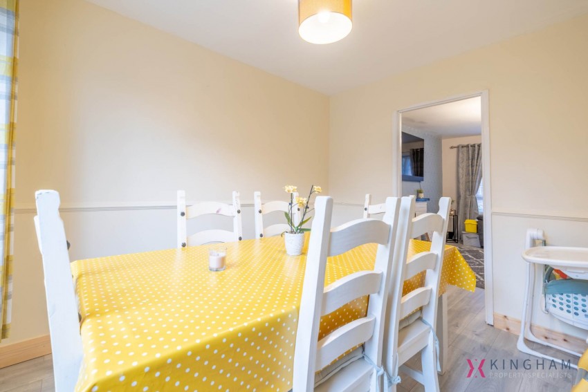 Images for 4 Collingwood Avenue, Lurgan