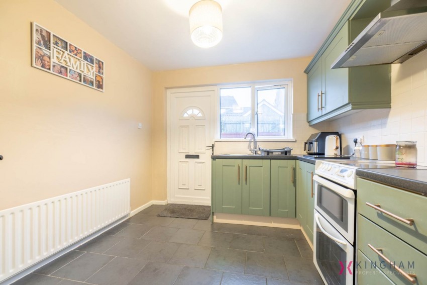 Images for 4 Collingwood Avenue, Lurgan