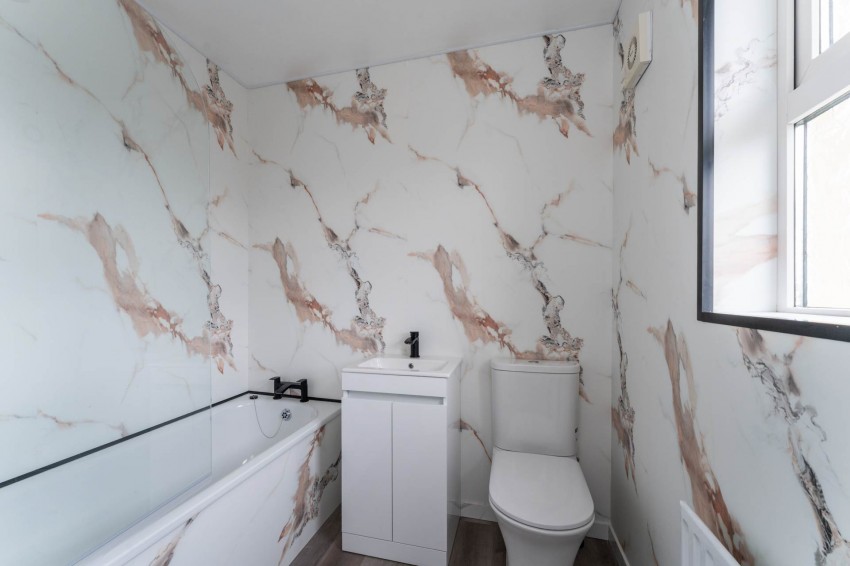 Images for 3 Fox`s Hill, Lurgan