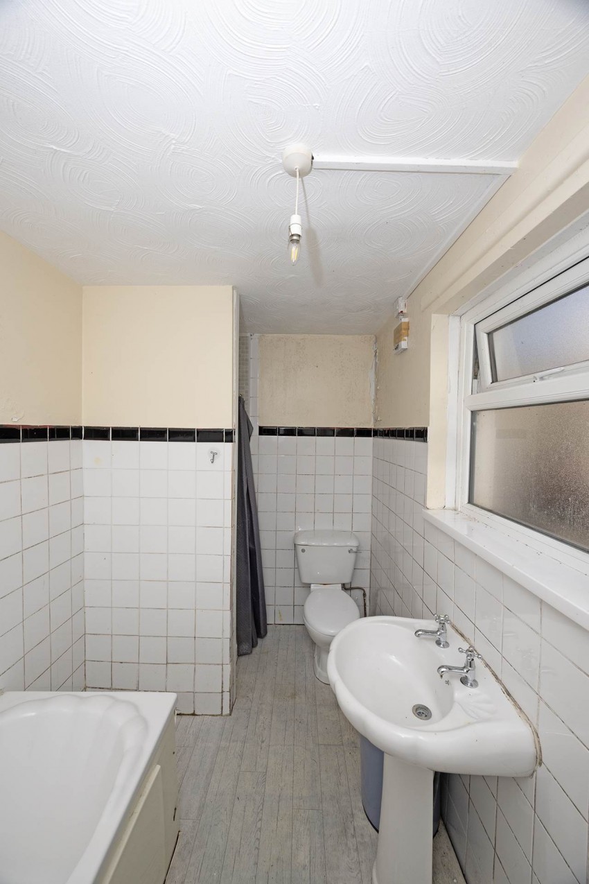 Images for 55 Brownlow Terrace, Lurgan