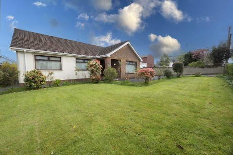 View Full Details for 19 Derrymacash Road, Lurgan