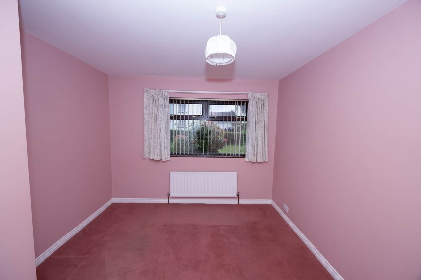 Images for 19 Derrymacash Road, Lurgan