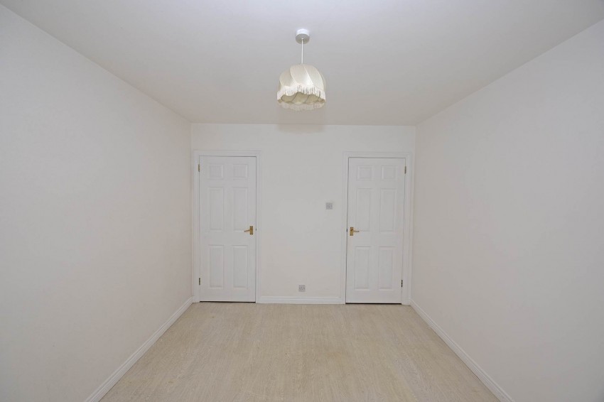 Images for 19 Derrymacash Road, Lurgan