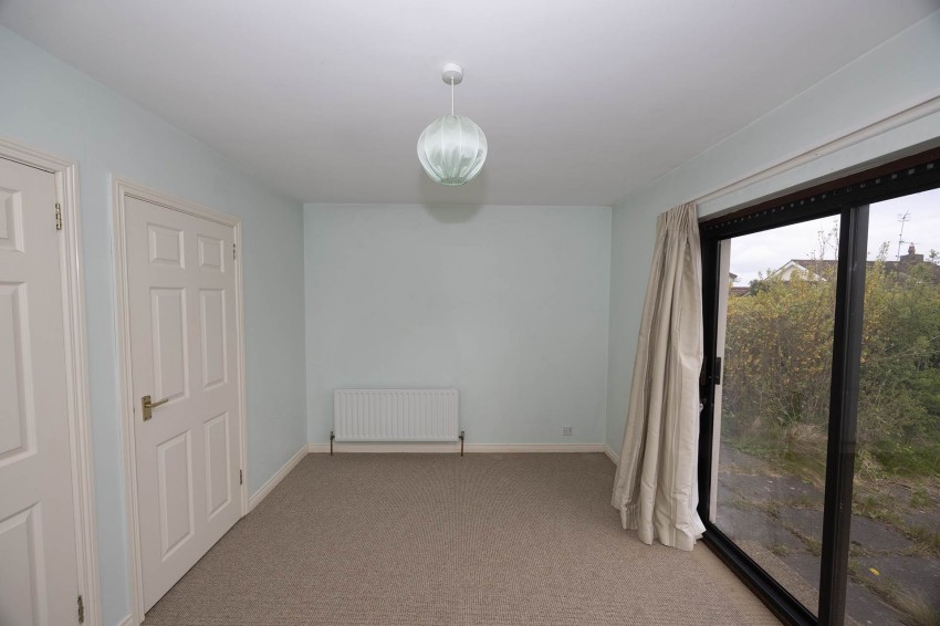 Images for 19 Derrymacash Road, Lurgan