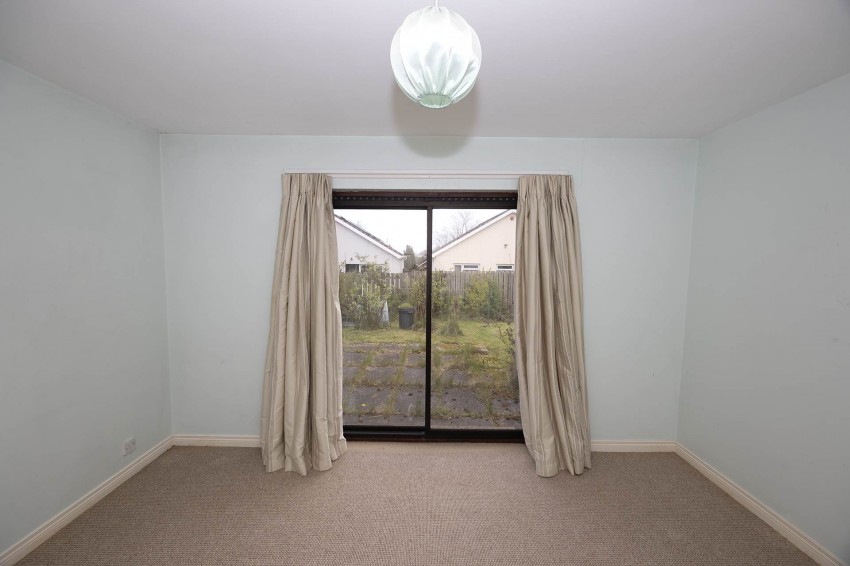 Images for 19 Derrymacash Road, Lurgan