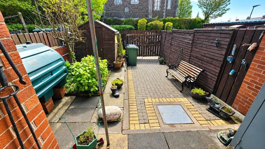 Images for 39 Grattan Street, Craigavon