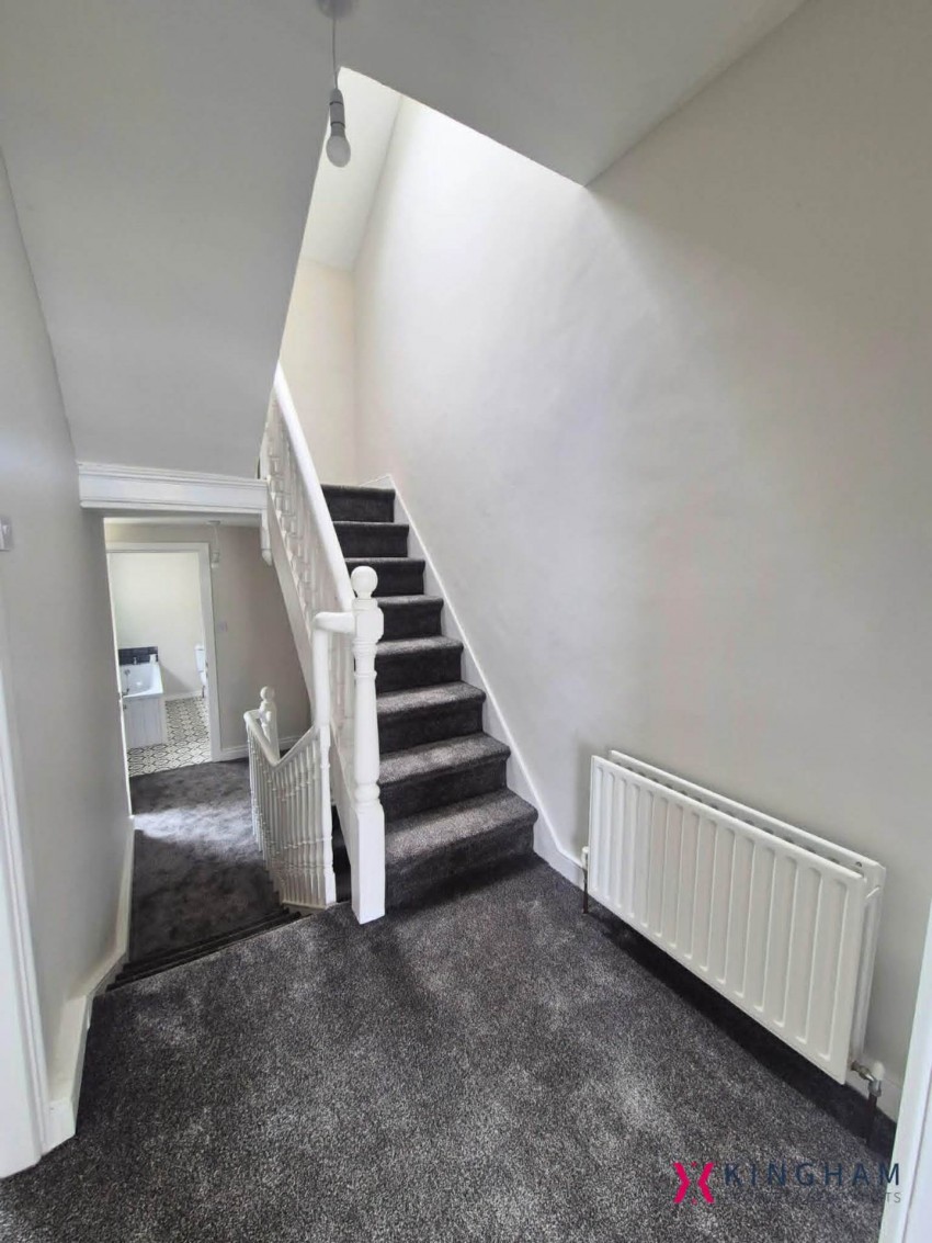 Images for 83 North Street, Lurgan