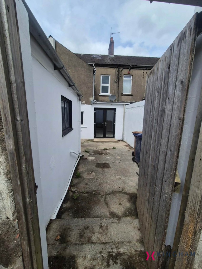 Images for 83 North Street, Lurgan