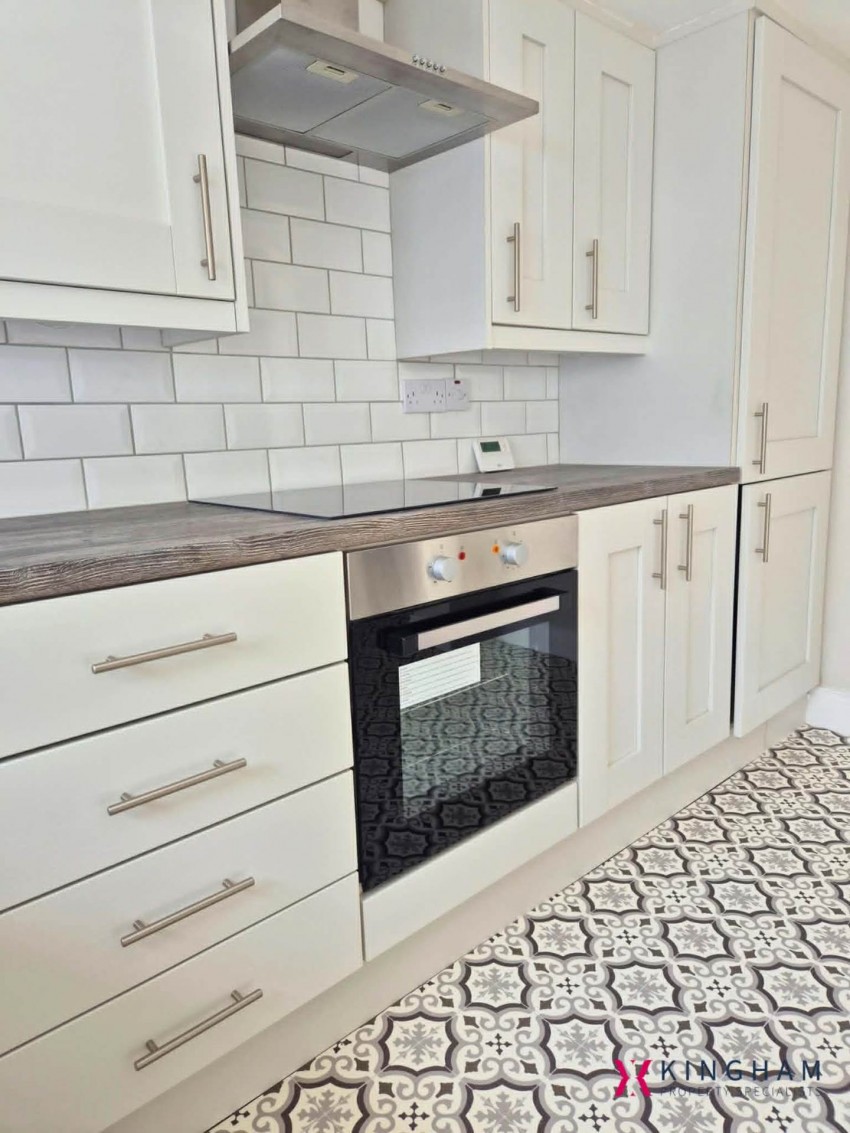Images for 83 North Street, Lurgan