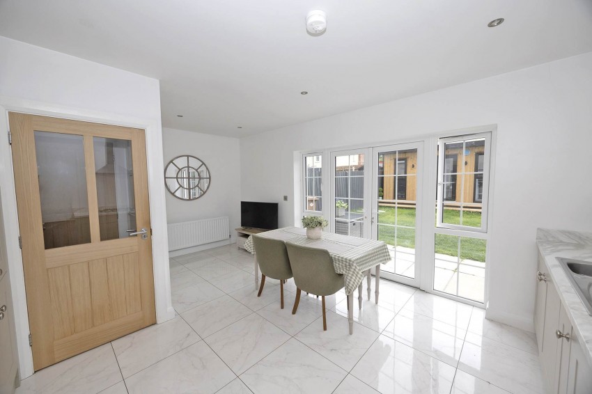Images for 37 Cherrywood, Craigavon
