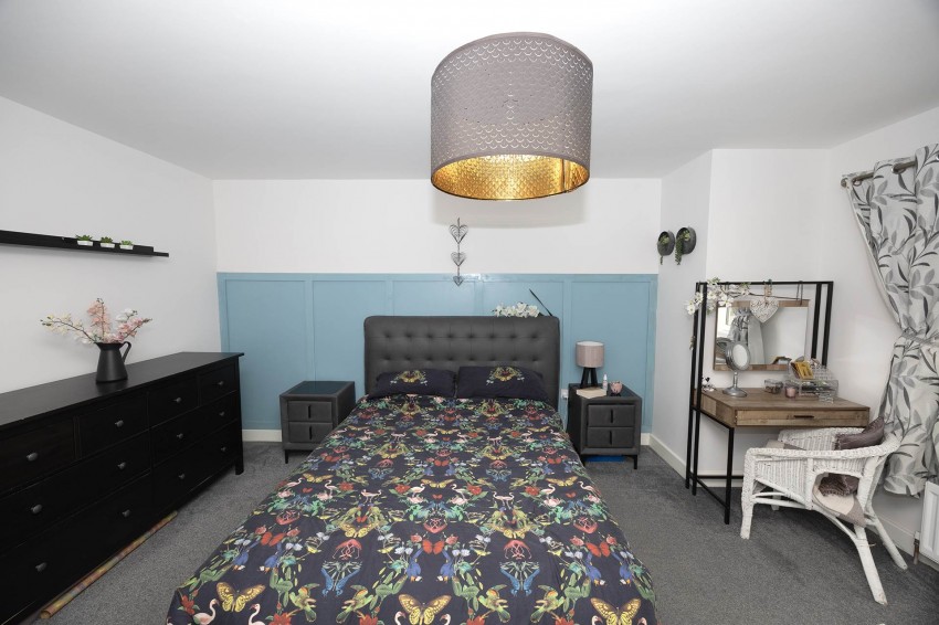 Images for 14 Atherton Square, Lurgan
